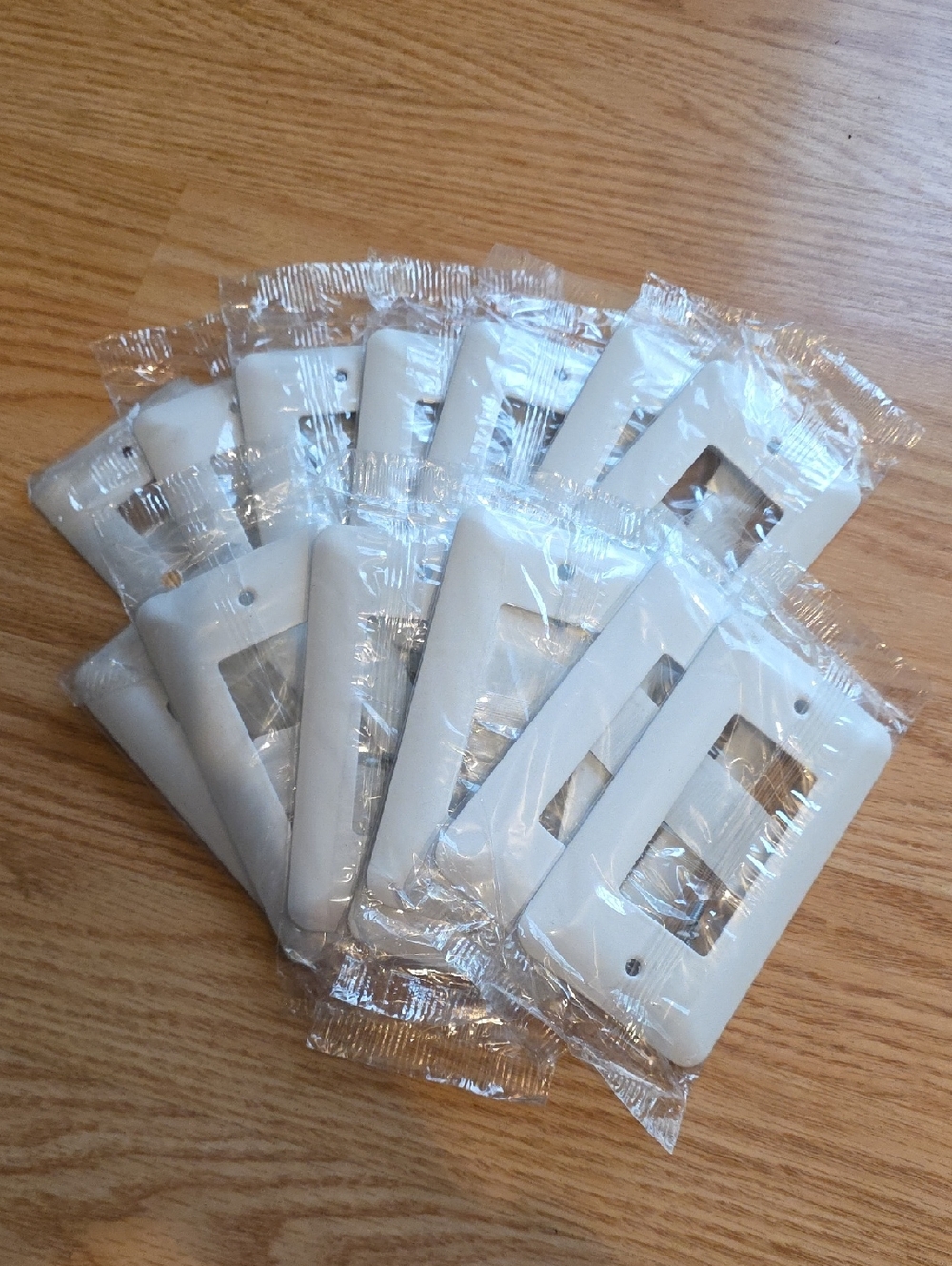 Mulberry White 1-Gang Decorator Rocker Wall Plate Set of 14